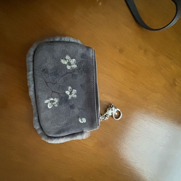 UGG Mini Backpack & Matching Coin Purse - Picture 10 of 12